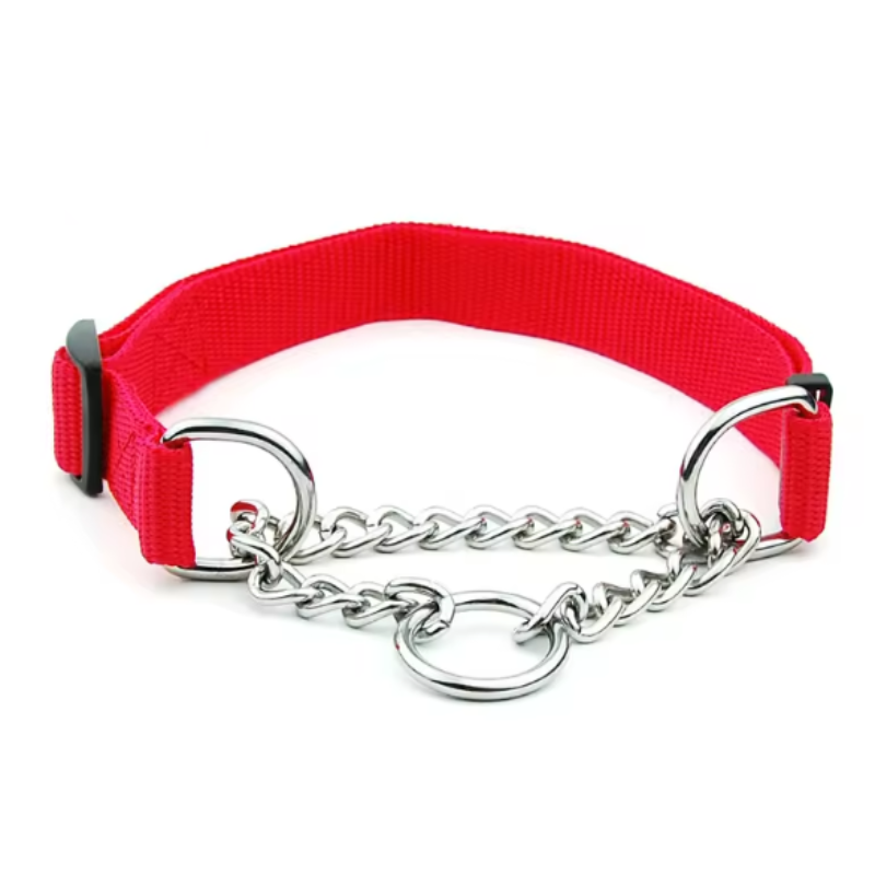 Half check dog collar with snap fastener